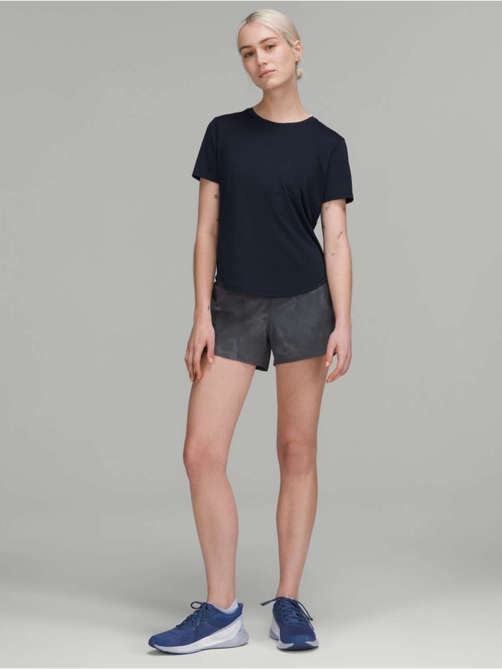 Lululemon Speed Up Mid-Rise Lined Short 4" Diamond Dye Pitch Grey Size 8